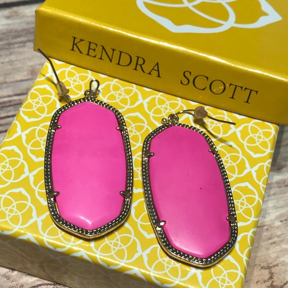 Kendra Scott Jewelry - Kendra Scott Danielle Earrings